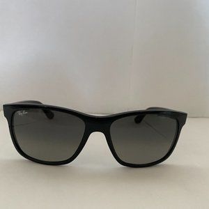 Ray-Ban: RB4181